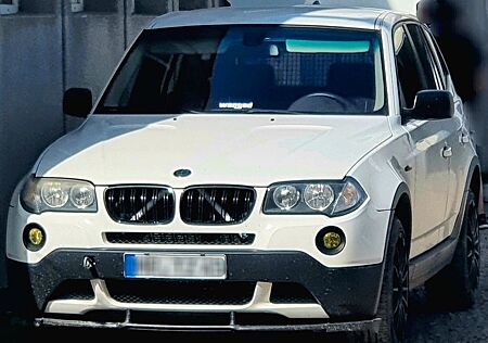 BMW X3 e83 2.0i - 150ps