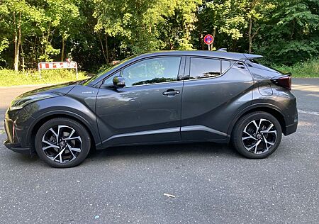 Toyota C-HR 1.8-l-VVTi Hybrid Team Deutschland