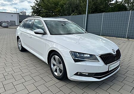 Skoda Superb Combi Style 2.0 DSG/LED/Leder/KAM/NAV!!