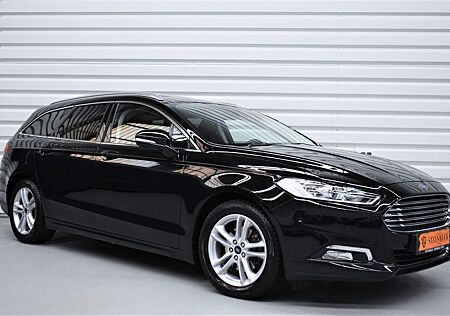 Ford Mondeo Turnier Titanium+Automatik+PDC+34.000KM