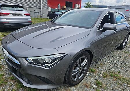 Mercedes-Benz CLA 180 Shooting Brake * NAVIGATION * ALU * LED