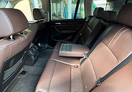 BMW X3 xDrive20d ,xLine,Autom,Leder,Xenon,AHK,Navig