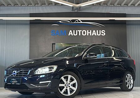 Volvo V60 Kombi Momentum Autom. XEN NAVI SHZ PDC AHK