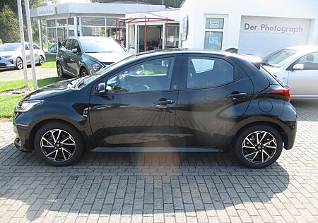 Toyota Yaris 1.5-l-VVT-i Hybrid Team D, Comfort-Paket