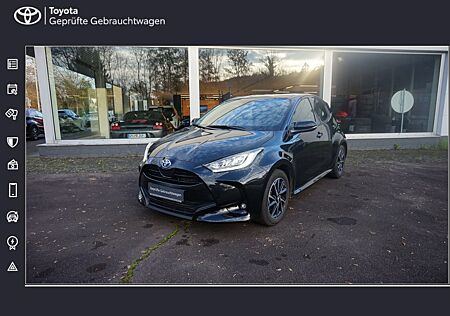 Toyota Yaris Hybrid 1.5 Team D Rückfahrk.
