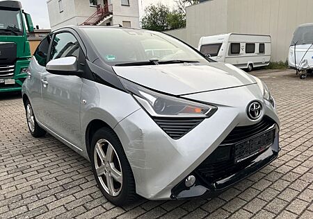 Toyota Aygo (X) Aygo -sky*KAMERA*TEMPOMAT*-TOUCH