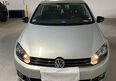 VW Golf Volkswagen 1.2 TSI 63 kW Style Style