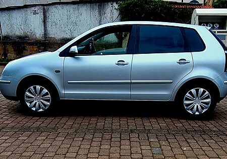 VW Polo Volkswagen 1.4TDI Basis Basis