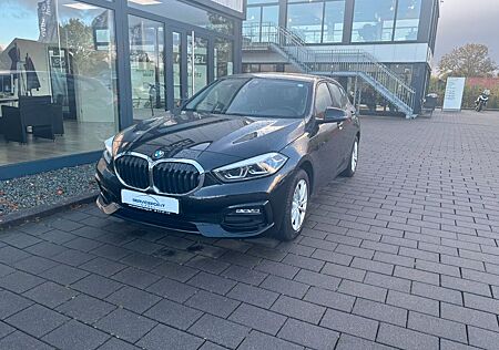 BMW 118 Baureihe 1 Lim. i Sport Line