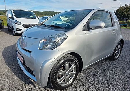 Toyota iQ +
