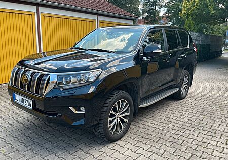 Toyota Land Cruiser 2.8 D-4D Executive Automatik Standh