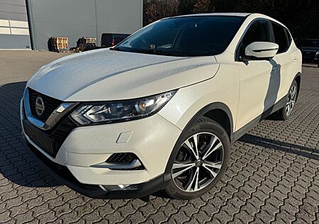 Nissan Qashqai 1.3 DIG-T Acenta 18873
