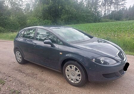 Seat Leon 1.6 * TÜV bis 11/2026