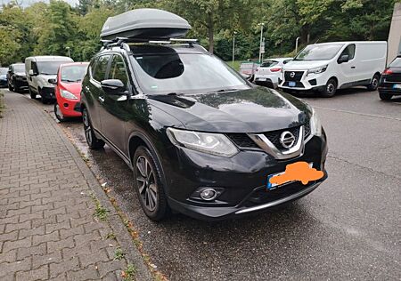 Nissan X-Trail TEKNA 1.6 DIG-T TEKNA