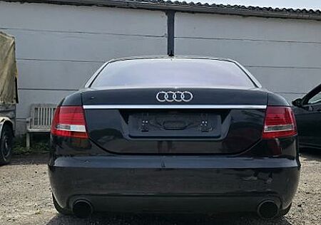 Audi A6 4.2 tiptronic quattro -