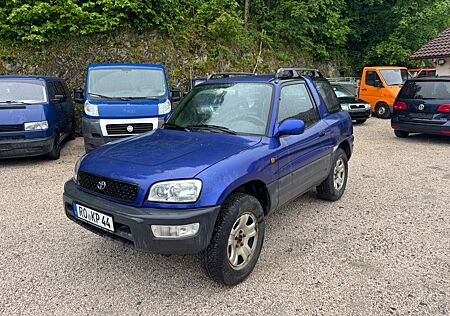 Toyota RAV 4 2.0 Benzin 4X4 Keine Klima