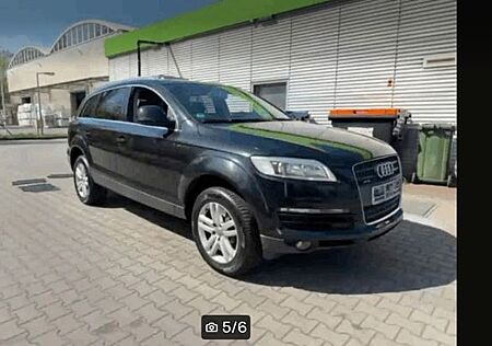 Audi Q7 3.0 TDI (DPF) quattro tiptronic -
