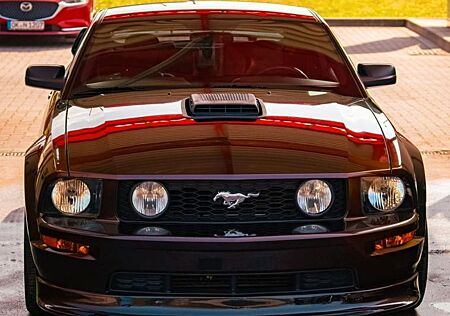 Ford Mustang GT Premium Shaker 82T KM