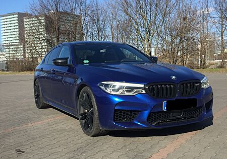 BMW M5 Competition xDrive A Carbon-Keramik-Bremse