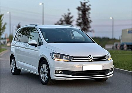 VW Touran Volkswagen 2.0 TDI SCR DSG Highline Highline