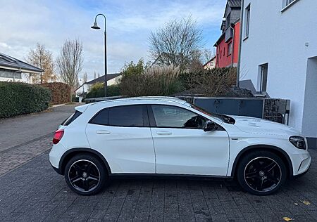 Mercedes-Benz GLA 250 DCT Edition 1