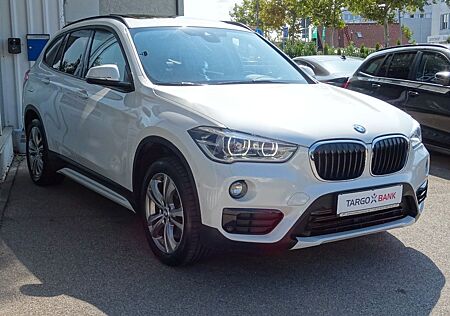 BMW X1 xDrive20i A Sport Line Navi LED PDC AHK Pano