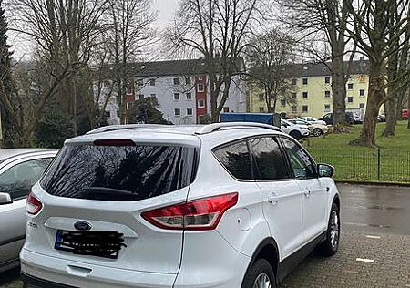 Ford Kuga 2,0 TDCi 4x4 103kW Titanium PowerShift ...