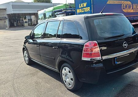 Opel Zafira 1.9 CDTI First Edition 88kW First Edition