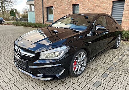 Mercedes-Benz CLA 45 AMG SPEEDSHIFT DCT 4MATIC PANORAMA H&K