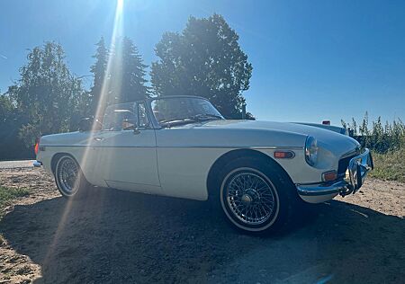MG MGB Cabrio*weiss/braun*US-Import*Chrom*Gepflegt*