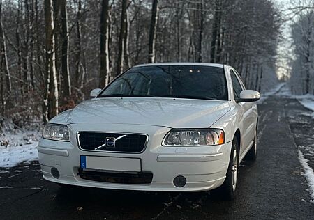 Volvo S60 2.5T EDITION Automatik Schiebedach Xenon PDC