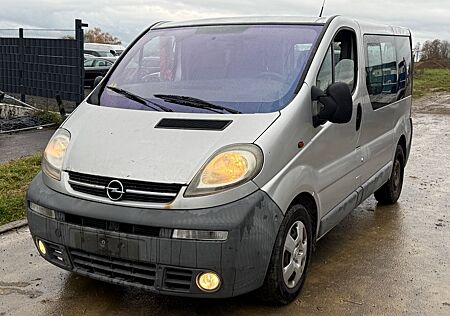 Opel Vivaro Kombi L1H1 2.5DCI/9SITZER/KLIMA/STANDHEIZ