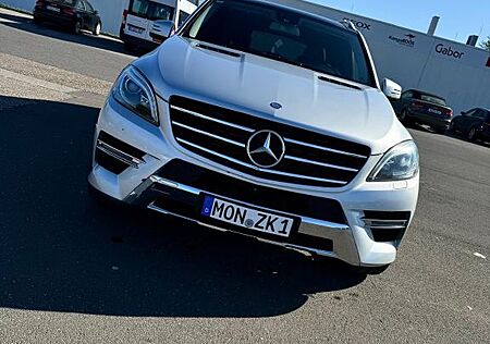 Mercedes-Benz ML 350 BlueTEC 4MATIC -