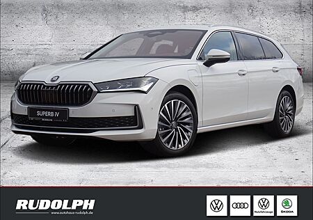 Skoda Superb IV Combi 1.5 TSI iV L&K HUD 360 Kamera AH