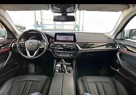 BMW 540i xDrive Touring A -