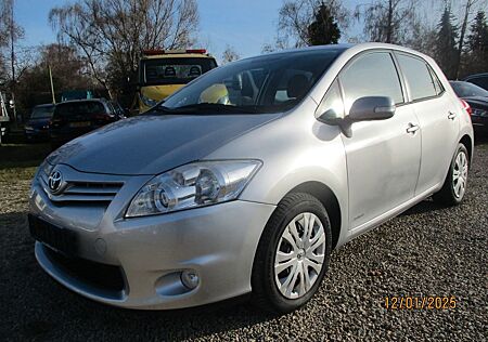 Toyota Auris Travel KLIMA NAVI KAMERA SERVICEHEFT COC