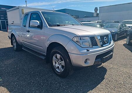 Nissan Navara Pickup 1 1/2 kabiner 4X4/StandH./Koffer