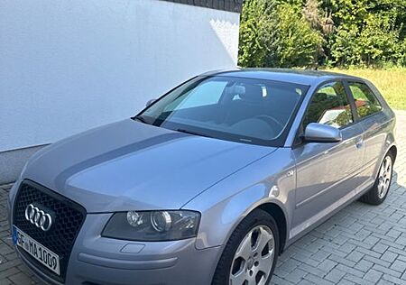 Audi A3 2.0 TDI (DPF) DSG Ambition *TÜV NEU*