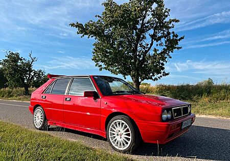 Lancia Delta 2.0 Turbo HF Integrale