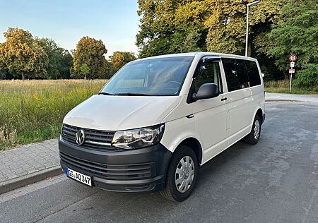 VW T6 Transporter Volkswagen *9-SITZER / AHK / PDC*