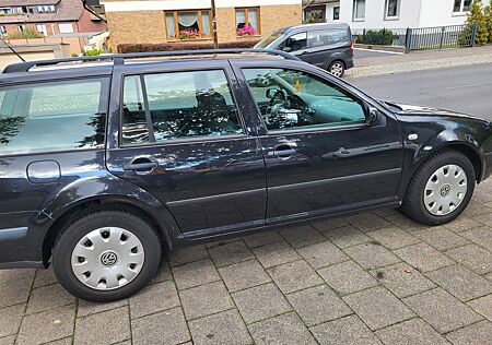 VW Golf Volkswagen 1.6 Basis Variant Basis