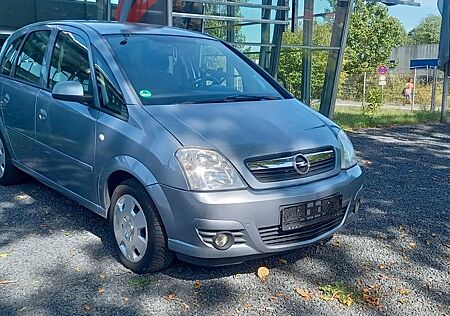 Opel Meriva TÜV NEU