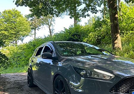 Ford Focus Turnier ST