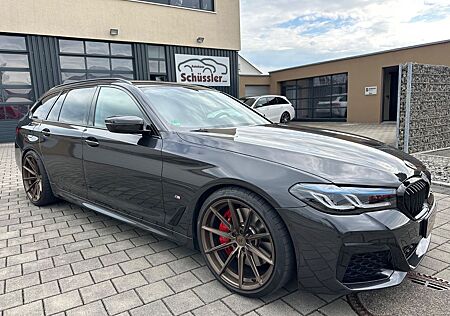 BMW 530dA xDrive *M Sport/M-Sitze/AHK/Standh/Laser *