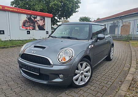 Mini Cooper S 174 PS, Leder, Navi