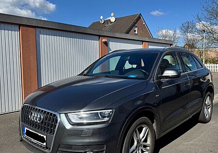 Audi Q3 2.0 TDI 103kW - S-line