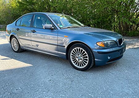 BMW 318i -