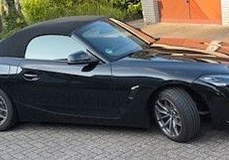 BMW Z4 sDrive20i Advantage ADVANTAGE