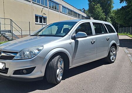 Opel Astra H Caravan TÜV neu