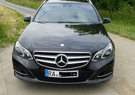 Mercedes-Benz E 220 CDI T AVANTGARDE AVANTGARDE
